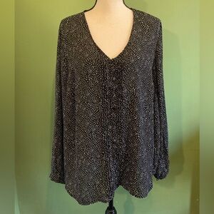 Torrid Black and White Speckled Blouse